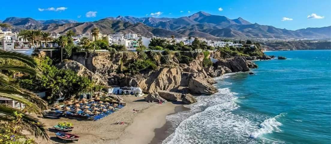 Villa Casa Con Terraza Privada Nerja Esterno foto